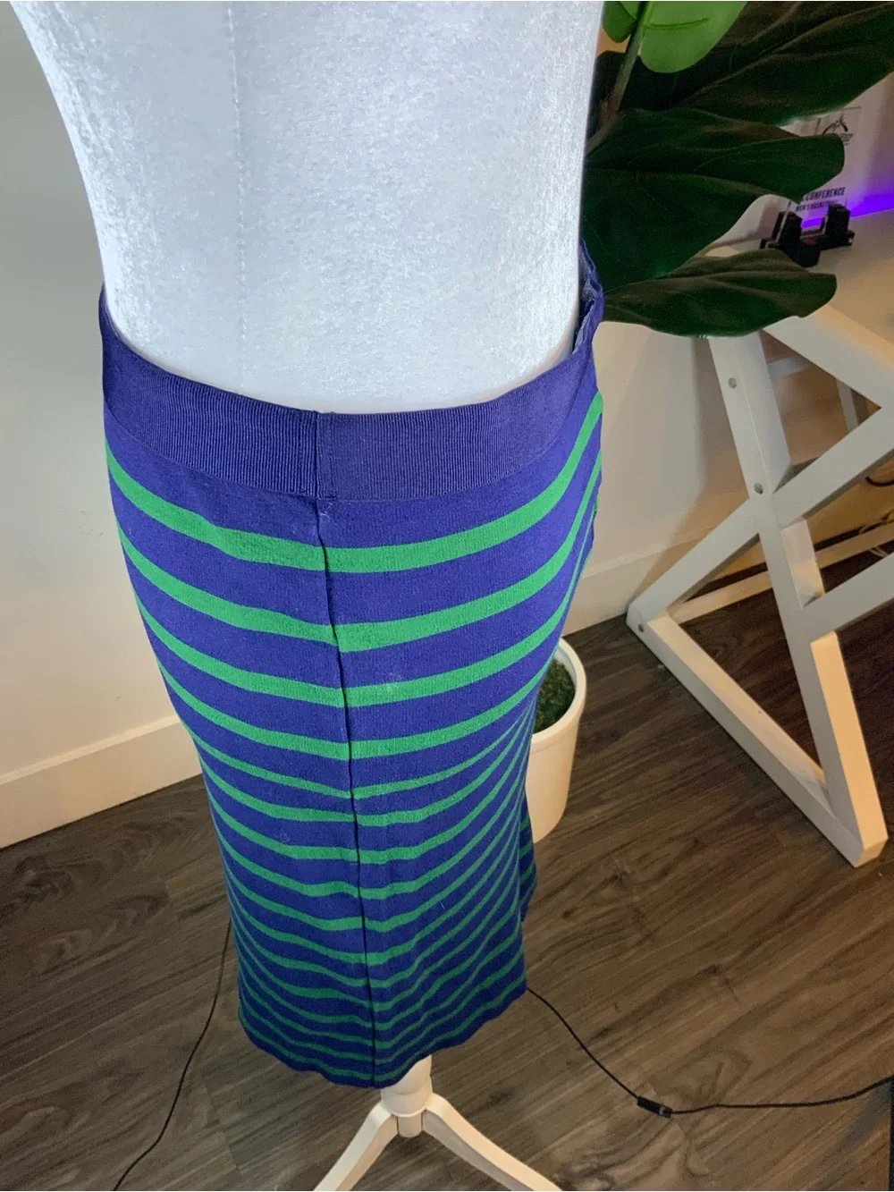 Ann Taylor knit midi